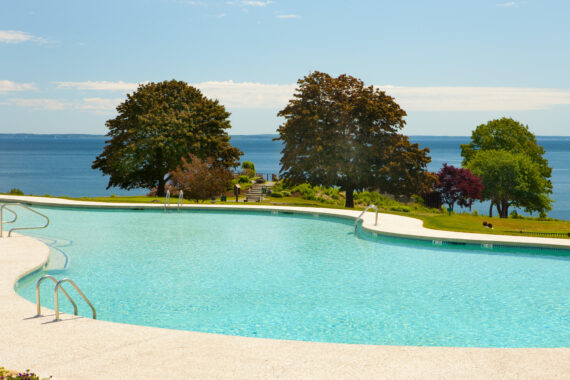 Samoset-Pool-1-570×380-1.webp