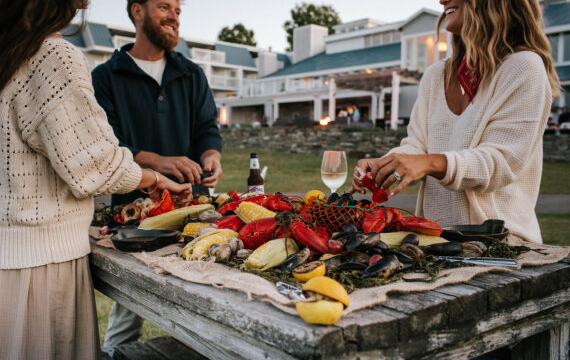 Samoset-Seafood-Boil-570×380
